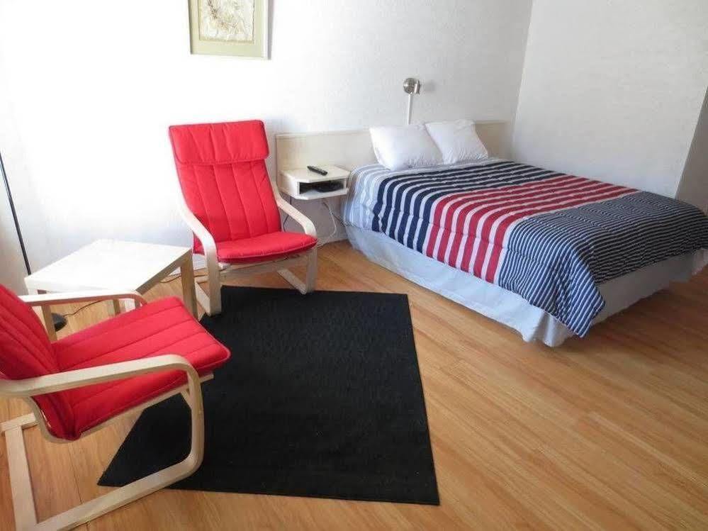 Imperial Motel Grand Forks Ngoại thất bức ảnh